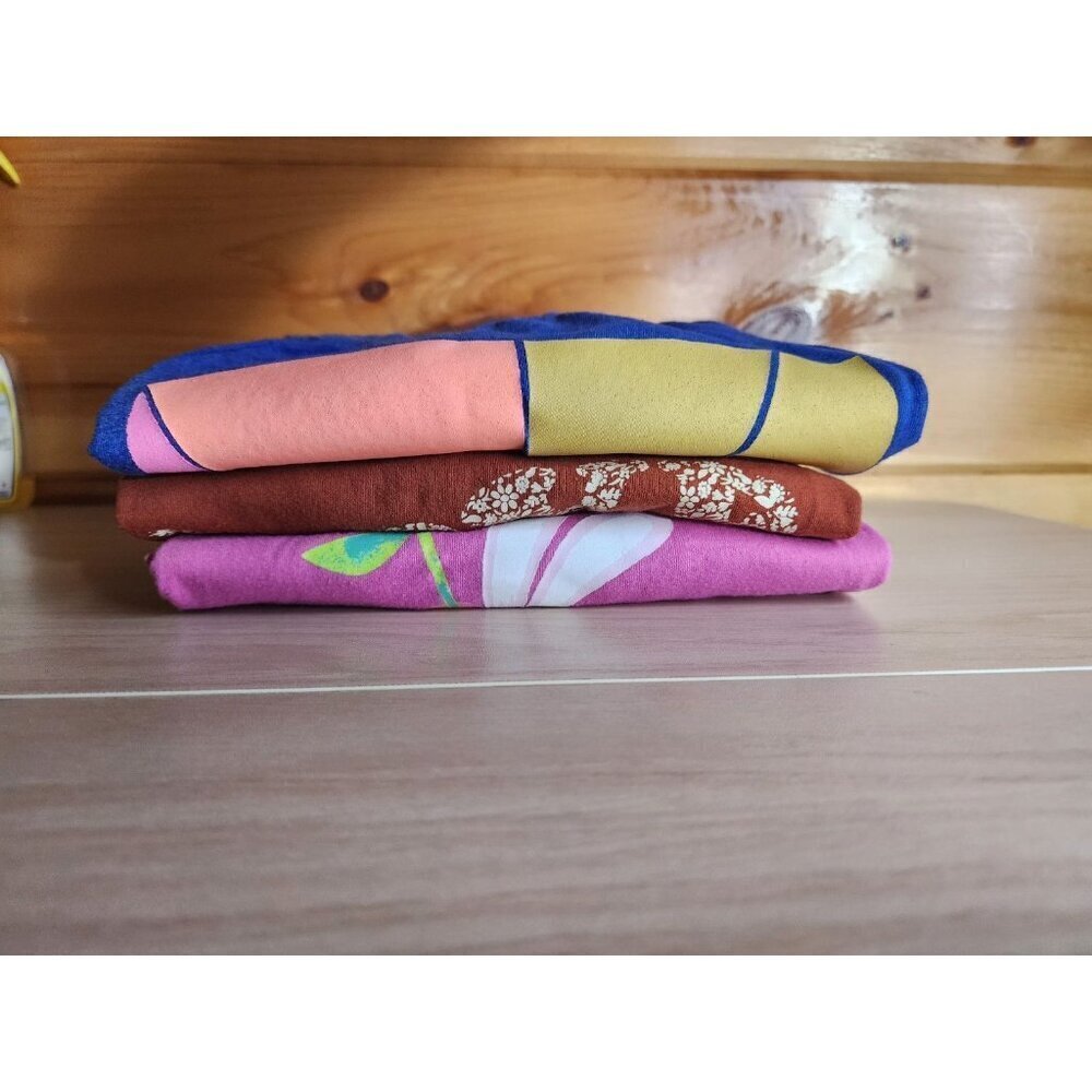 Bundle of 3 Cat & Jack Lot of 3 Girls Large 10/12 Pink,Blue Tiger,Bunny,Shark